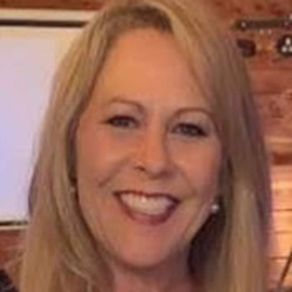 Meet your Posher, Carolyn